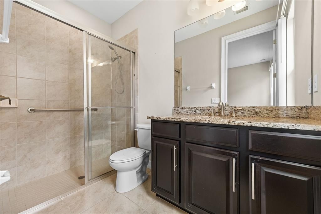 En Venta: $495,000 (3 camas, 3 baños, 2583 Pies cuadrados)