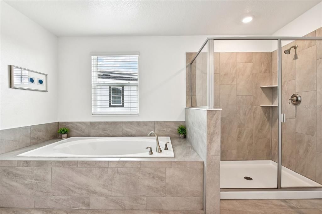 En Venta: $724,990 (7 camas, 6 baños, 3850 Pies cuadrados)