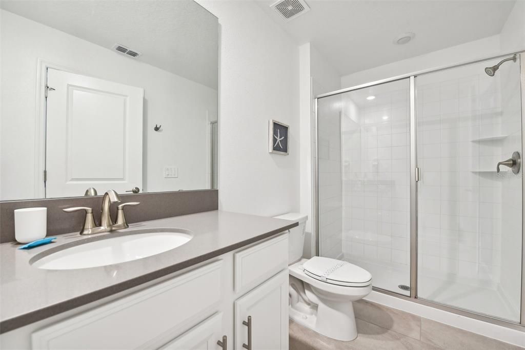 En Venta: $724,990 (7 camas, 6 baños, 3850 Pies cuadrados)
