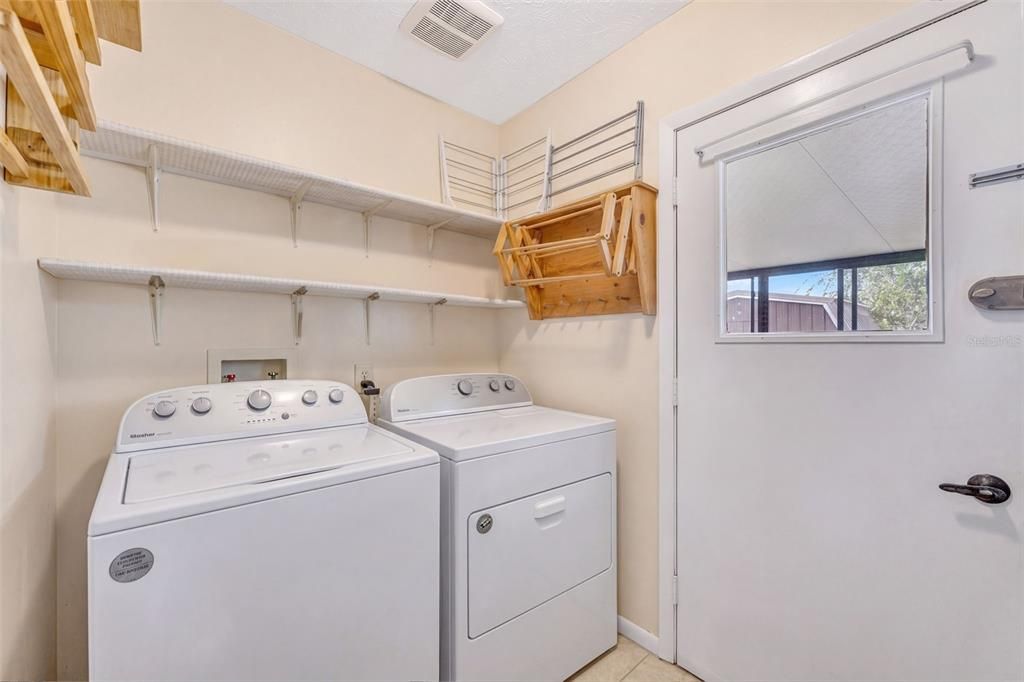En Venta: $395,000 (3 camas, 2 baños, 1854 Pies cuadrados)