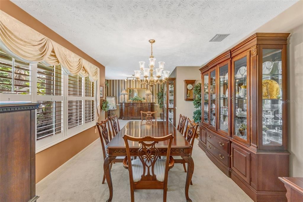 En Venta: $395,000 (3 camas, 2 baños, 1854 Pies cuadrados)