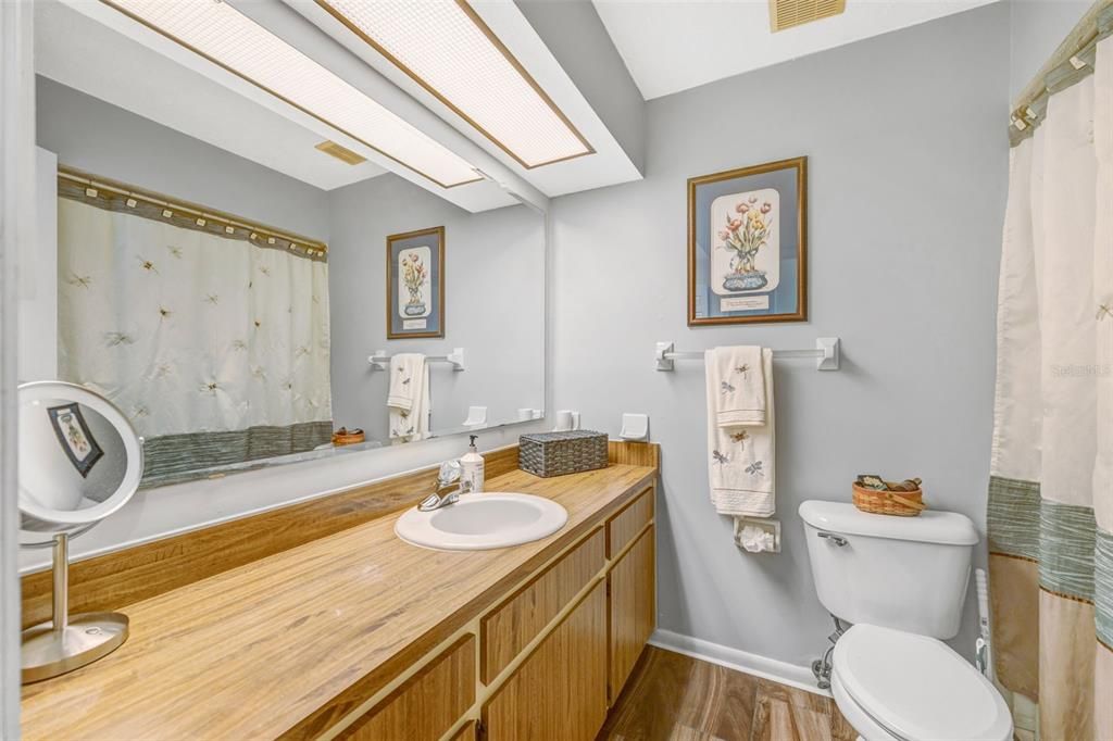 En Venta: $395,000 (3 camas, 2 baños, 1854 Pies cuadrados)