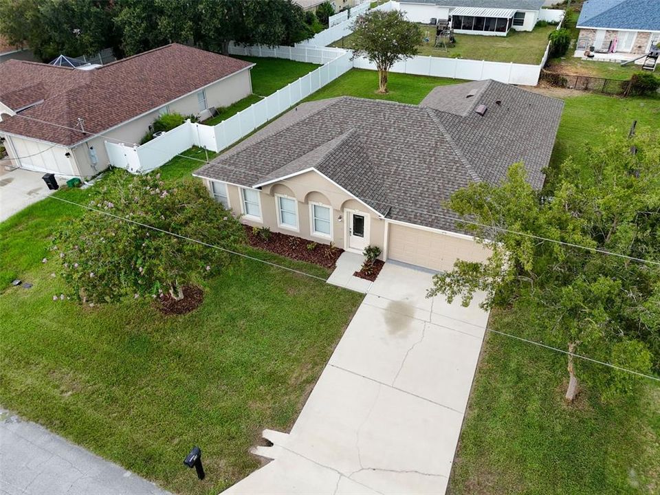 For Sale: $324,900 (3 beds, 2 baths, 1932 Square Feet)