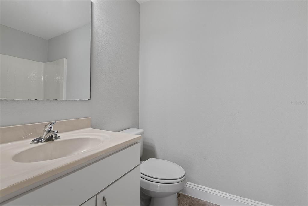 For Sale: $324,900 (3 beds, 2 baths, 1932 Square Feet)