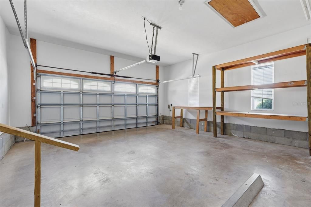 For Rent: $2,000 (3 beds, 2 baths, 1507 Square Feet)