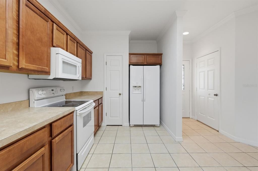 For Rent: $2,000 (3 beds, 2 baths, 1507 Square Feet)
