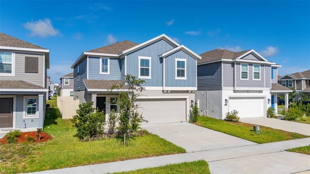 For Sale: $309,900 (4 beds, 2 baths, 1933 Square Feet)
