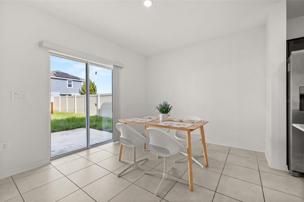For Sale: $309,900 (4 beds, 2 baths, 1933 Square Feet)