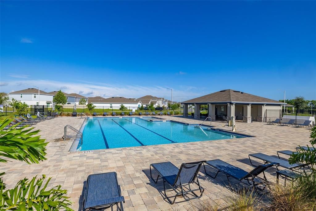 For Sale: $309,900 (4 beds, 2 baths, 1933 Square Feet)