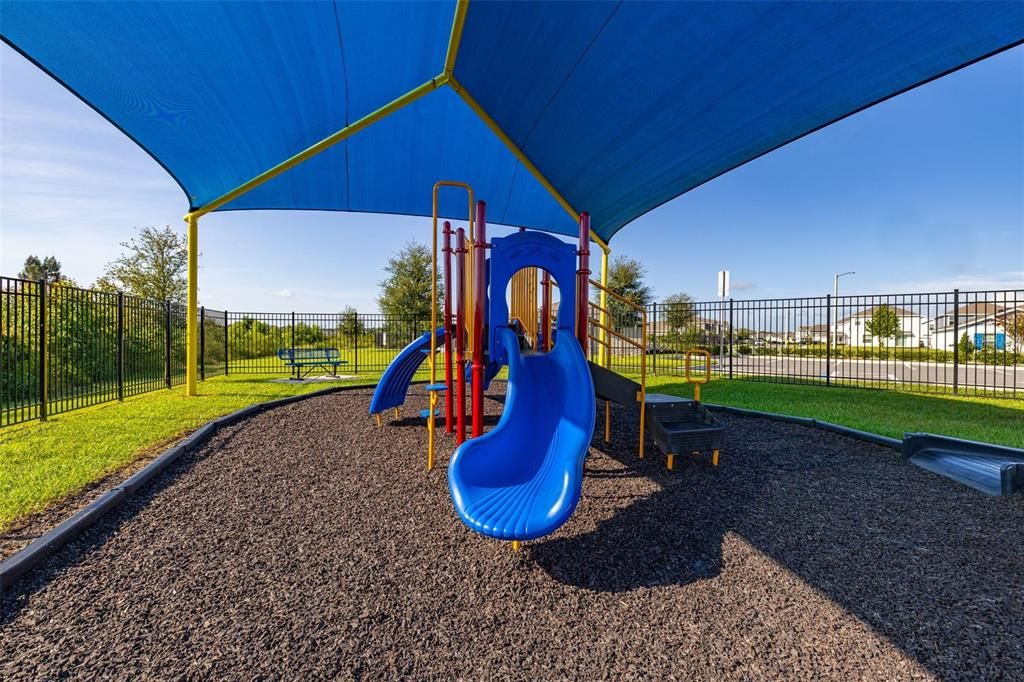 For Sale: $309,900 (4 beds, 2 baths, 1933 Square Feet)