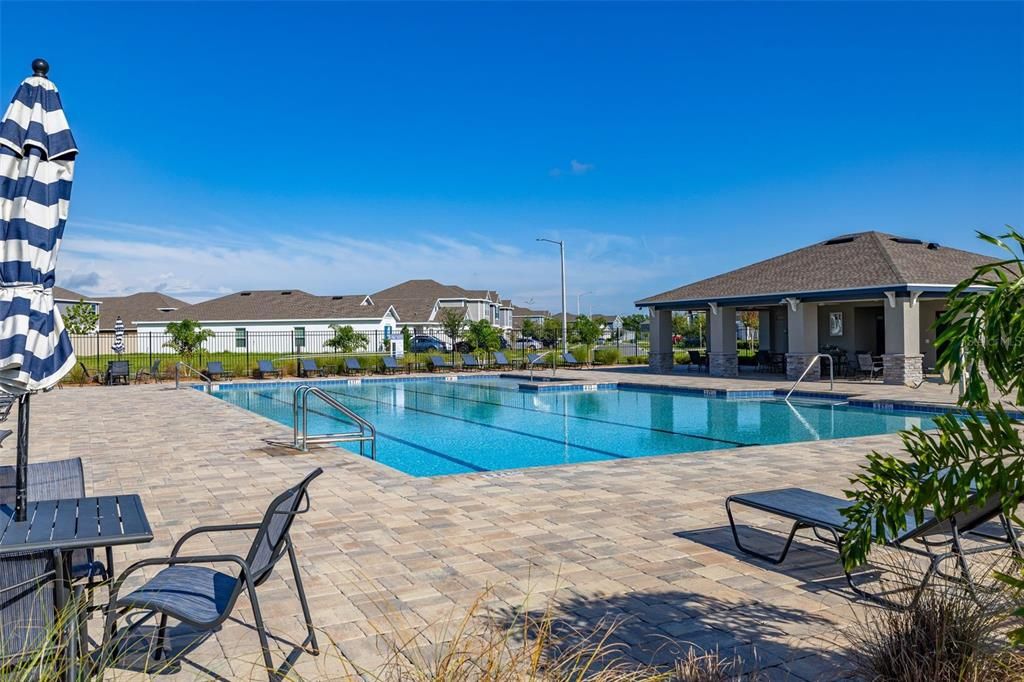 For Sale: $309,900 (4 beds, 2 baths, 1933 Square Feet)