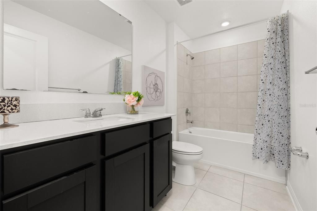 For Sale: $309,900 (4 beds, 2 baths, 1933 Square Feet)