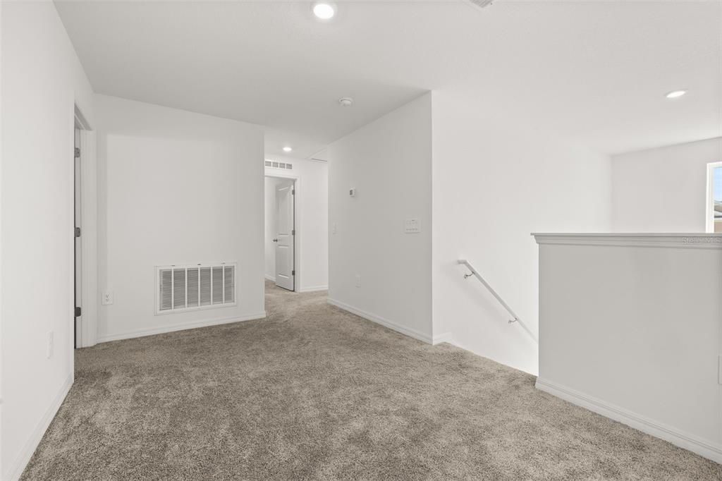 For Sale: $309,900 (4 beds, 2 baths, 1933 Square Feet)