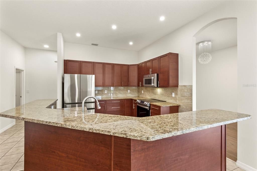 En Venta: $470,000 (3 camas, 2 baños, 2123 Pies cuadrados)