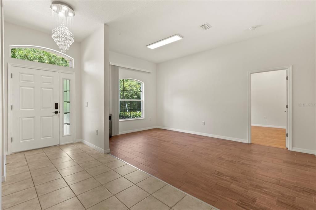 En Venta: $470,000 (3 camas, 2 baños, 2123 Pies cuadrados)