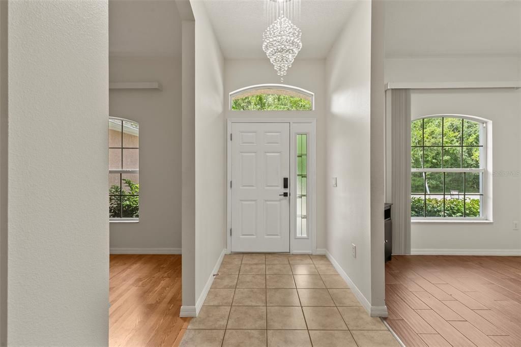 En Venta: $470,000 (3 camas, 2 baños, 2123 Pies cuadrados)