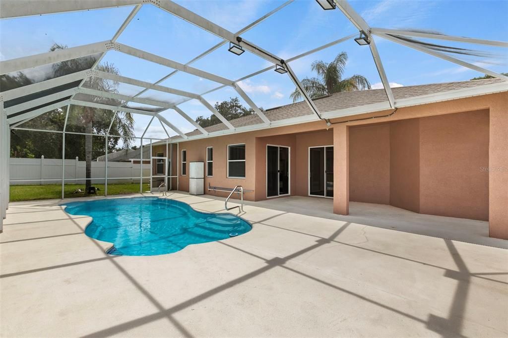 En Venta: $470,000 (3 camas, 2 baños, 2123 Pies cuadrados)