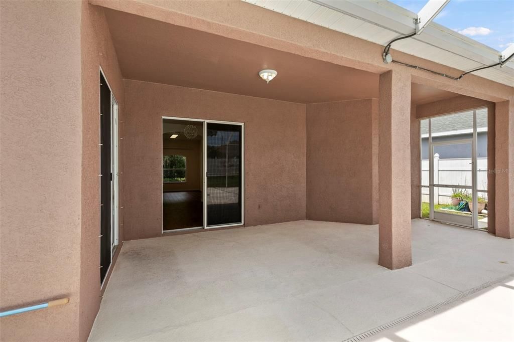 En Venta: $470,000 (3 camas, 2 baños, 2123 Pies cuadrados)