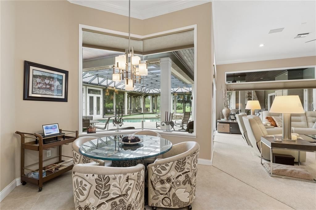 For Sale: $2,500,000 (5 beds, 6 baths, 5629 Square Feet)