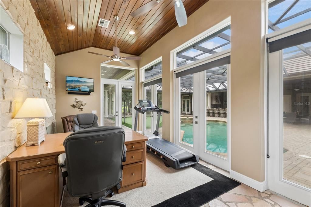 For Sale: $2,500,000 (5 beds, 6 baths, 5629 Square Feet)