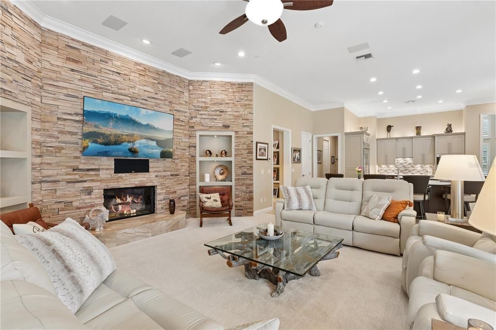 For Sale: $2,500,000 (5 beds, 6 baths, 5629 Square Feet)