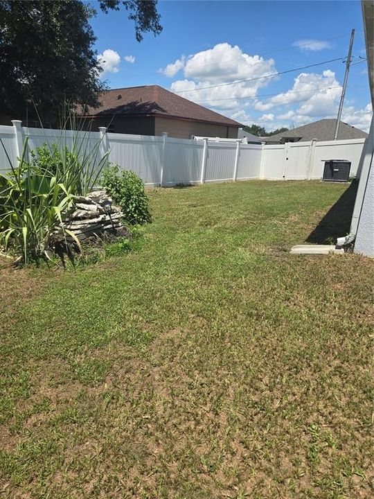 En Venta: $339,900 (4 camas, 2 baños, 1874 Pies cuadrados)