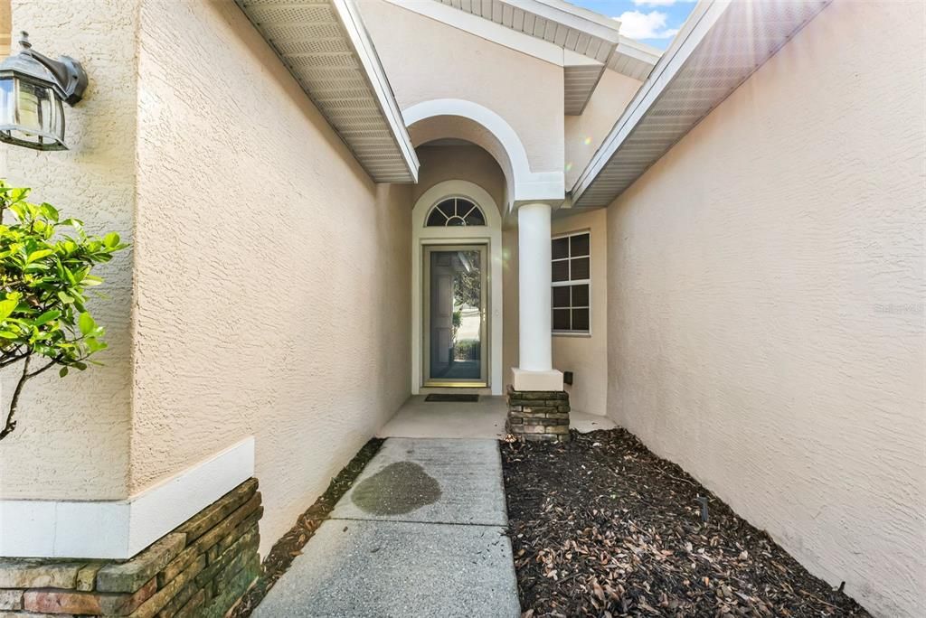 For Sale: $324,900 (3 beds, 2 baths, 1696 Square Feet)