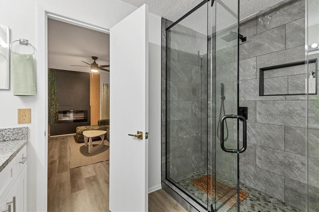 В аренду: $175 (3 спален, 2 ванн, 1568 Квадратных фут)