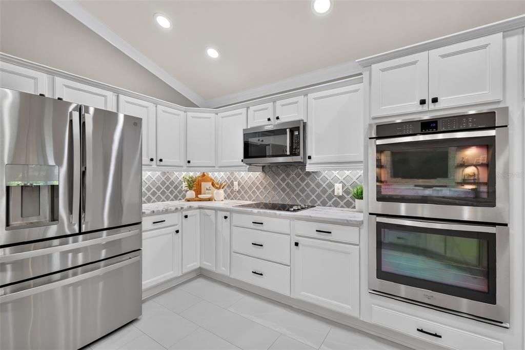 На продажу: $699,900 (3 спален, 3 ванн, 2137 Квадратных фут)