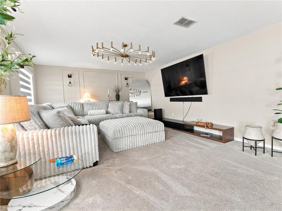 En Venta: $420,000 (3 camas, 2 baños, 2264 Pies cuadrados)