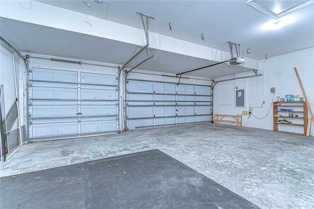 En Renta: $2,795 (4 camas, 3 baños, 2645 Pies cuadrados)