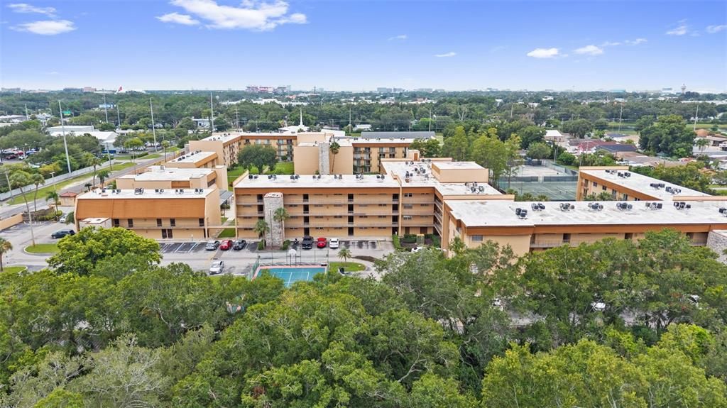На продажу: $110,000 (1 спален, 1 ванн, 833 Квадратных фут)