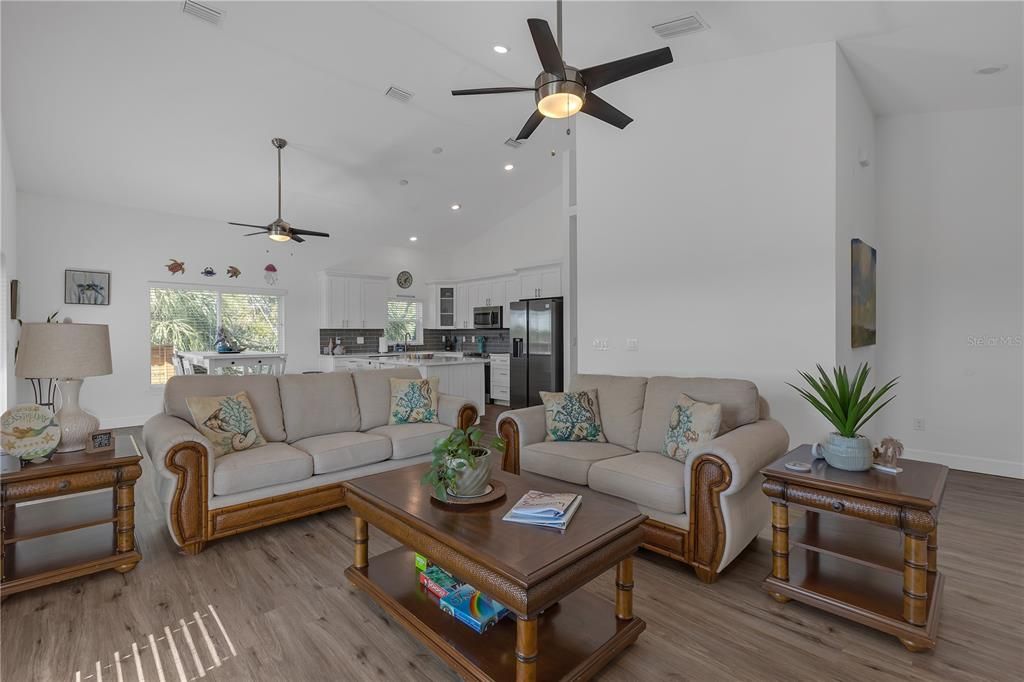 En Venta: $925,000 (4 camas, 0 baños, 3000 Pies cuadrados)