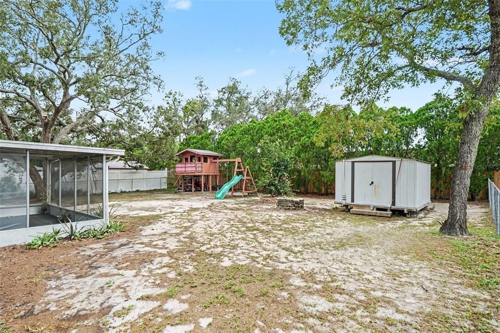 For Sale: $255,000 (2 beds, 2 baths, 1102 Square Feet)