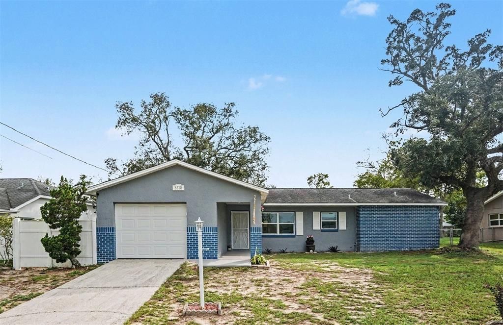 For Sale: $255,000 (2 beds, 2 baths, 1102 Square Feet)