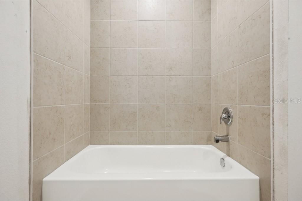 En Venta: $459,922 (3 camas, 2 baños, 1577 Pies cuadrados)