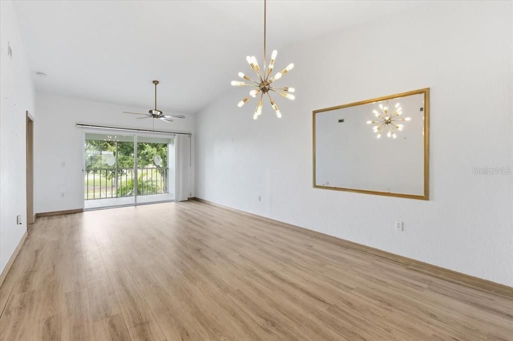 En Venta: $137,500 (2 camas, 2 baños, 1017 Pies cuadrados)
