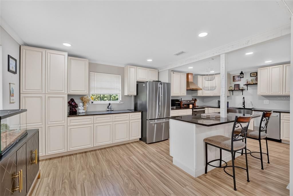 For Sale: $460,000 (4 beds, 2 baths, 2900 Square Feet)