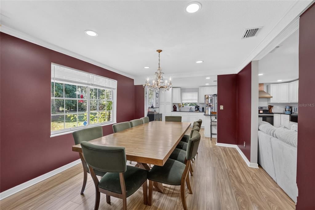 For Sale: $460,000 (4 beds, 2 baths, 2900 Square Feet)