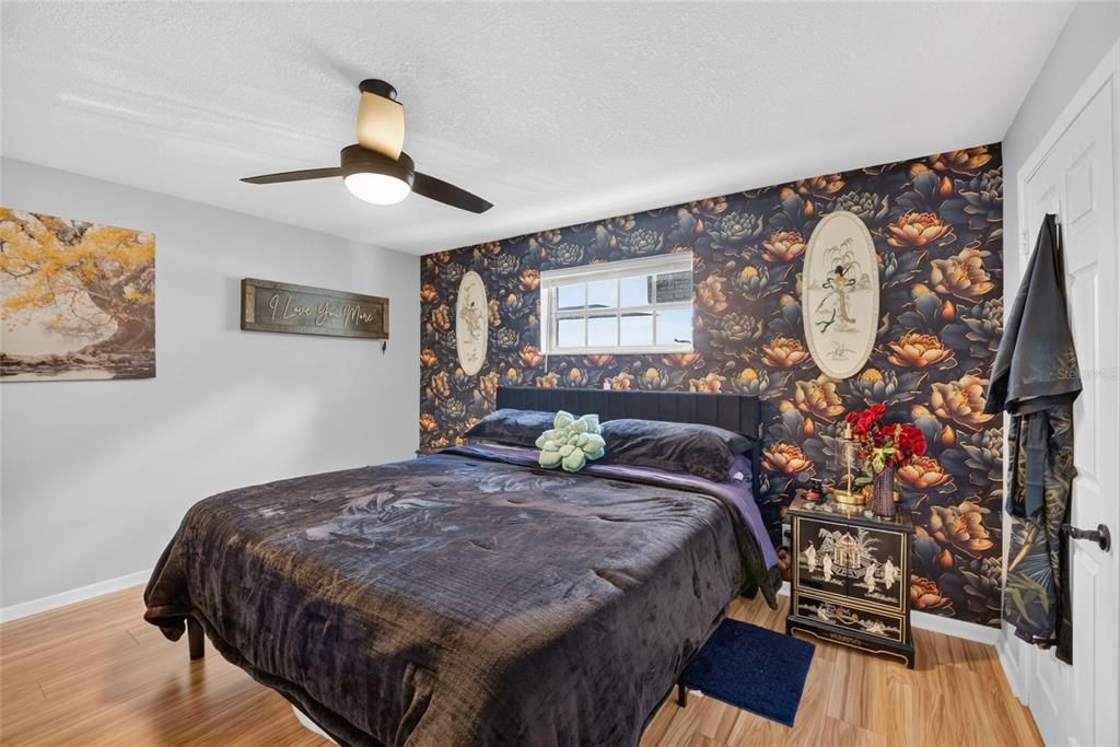 For Sale: $460,000 (4 beds, 2 baths, 2900 Square Feet)