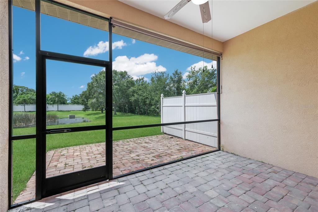 En Venta: $349,900 (2 camas, 2 baños, 1758 Pies cuadrados)