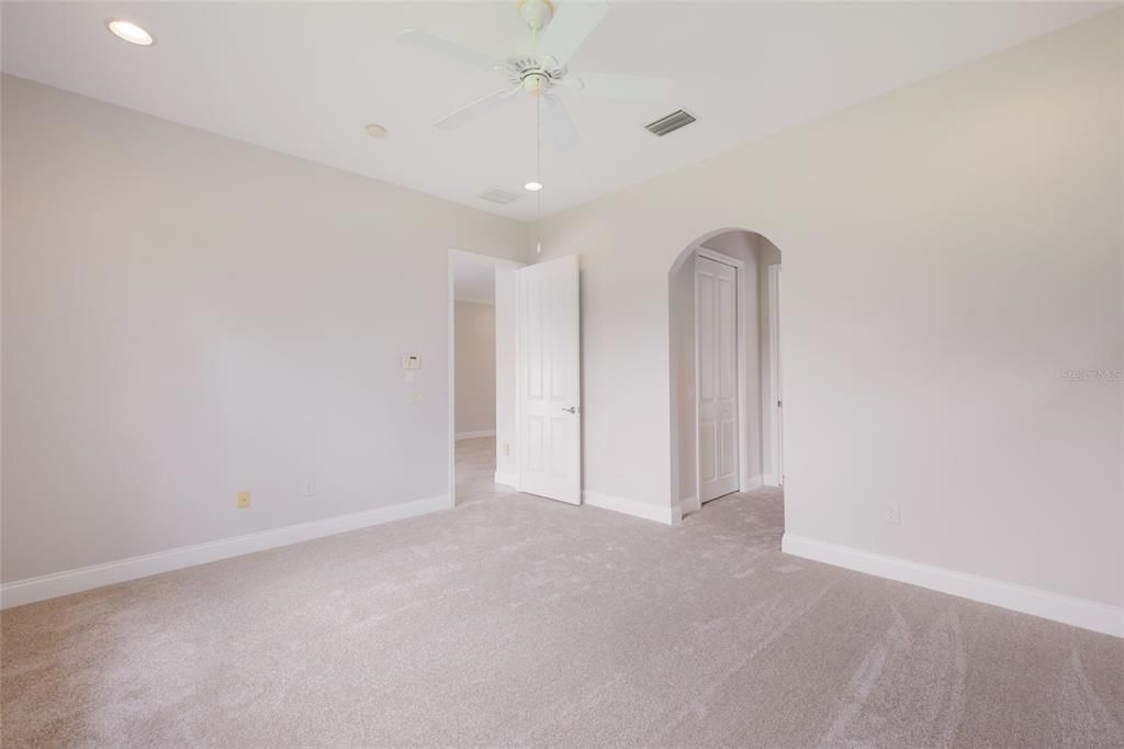 En Venta: $349,900 (2 camas, 2 baños, 1758 Pies cuadrados)