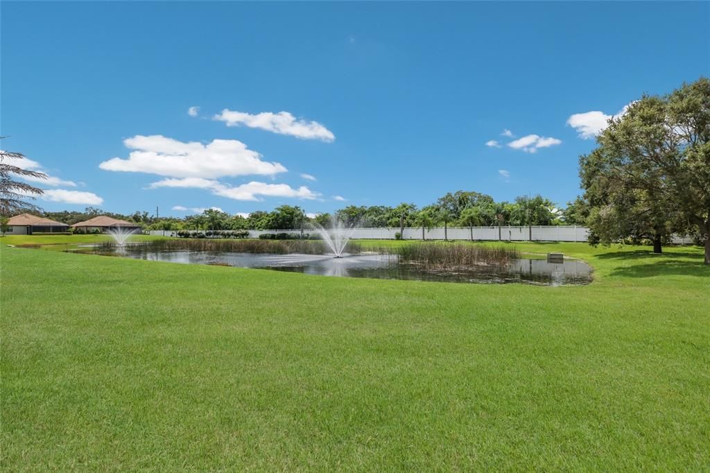 En Venta: $349,900 (2 camas, 2 baños, 1758 Pies cuadrados)