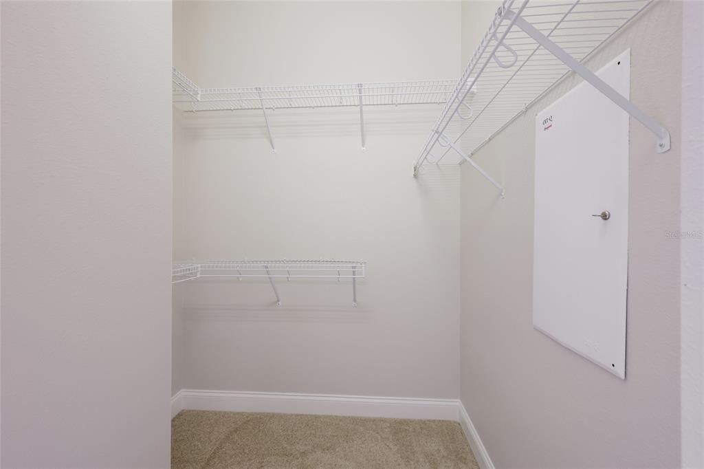 En Venta: $349,900 (2 camas, 2 baños, 1758 Pies cuadrados)