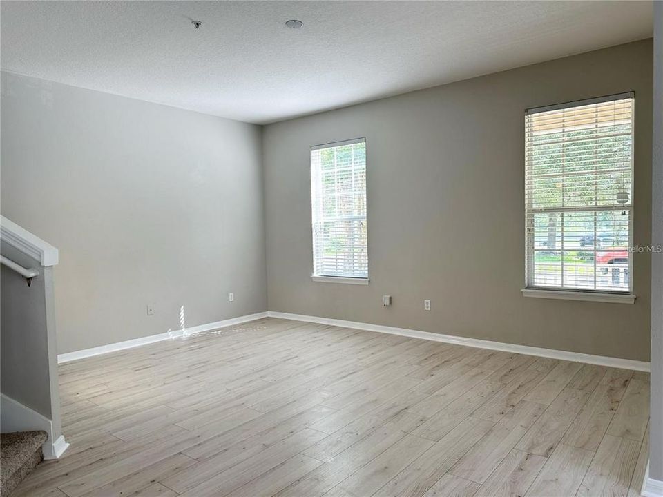 В аренду: $2,500 (3 спален, 2 ванн, 1614 Квадратных фут)