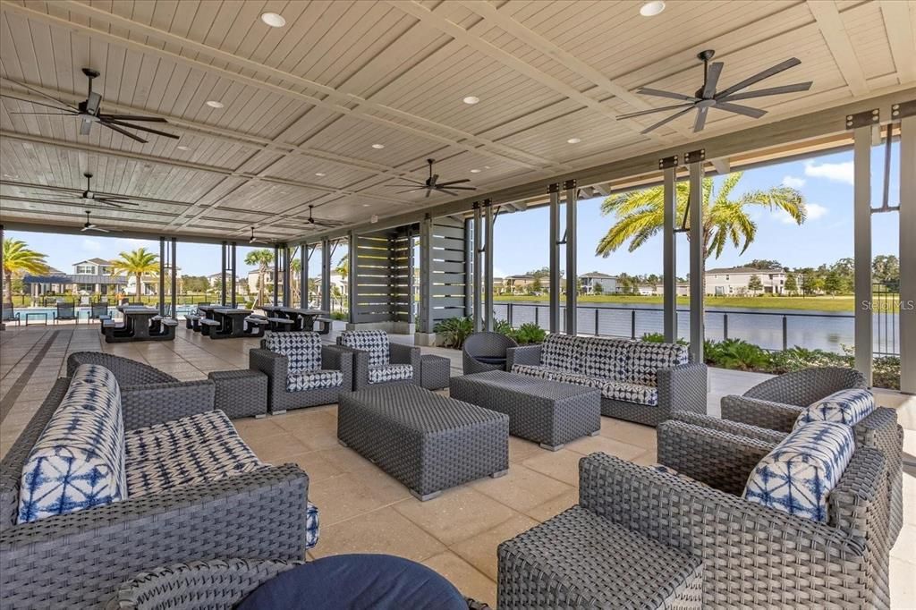 En Venta: $474,900 (4 camas, 3 baños, 2899 Pies cuadrados)