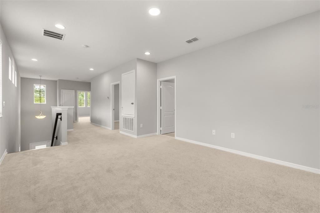 En Venta: $474,900 (4 camas, 3 baños, 2899 Pies cuadrados)