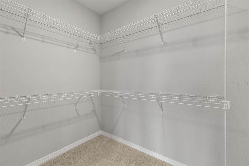 En Venta: $474,900 (4 camas, 3 baños, 2899 Pies cuadrados)