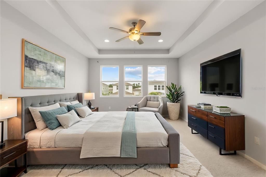 En Venta: $474,900 (4 camas, 3 baños, 2899 Pies cuadrados)