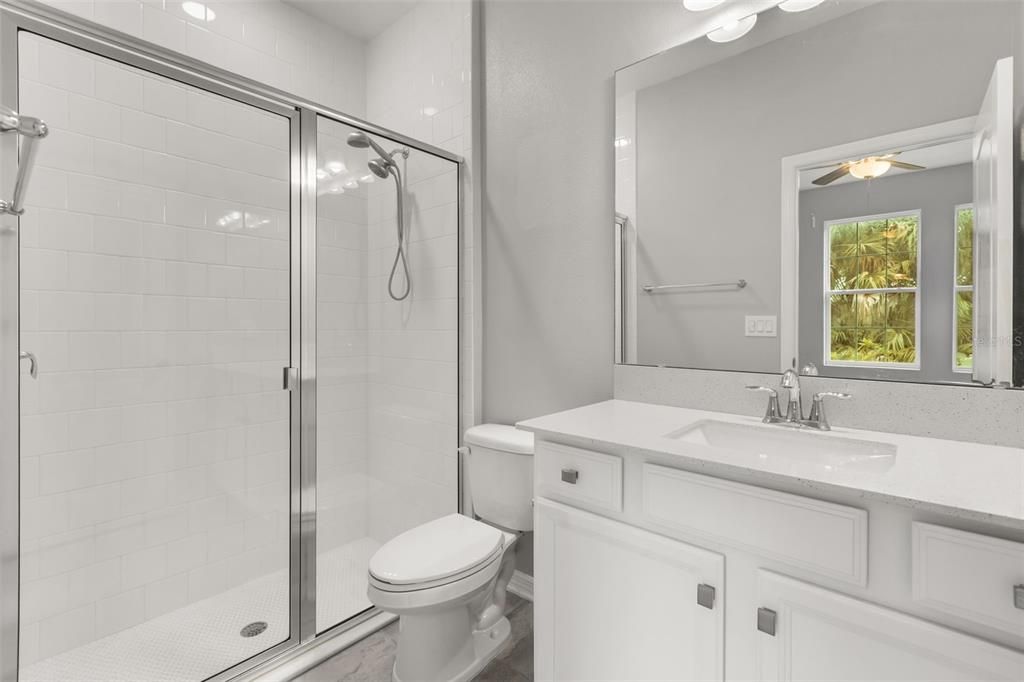 En Venta: $474,900 (4 camas, 3 baños, 2899 Pies cuadrados)